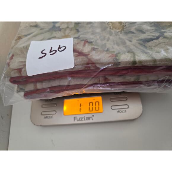 NOBLE EXCELLENCE Cream Gold Red Floral Linen Blend KING Pillow Shams set of 2 - Picture 6 of 6